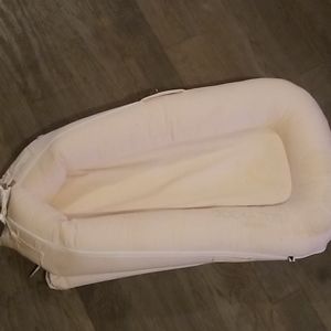 Baby newborn bed